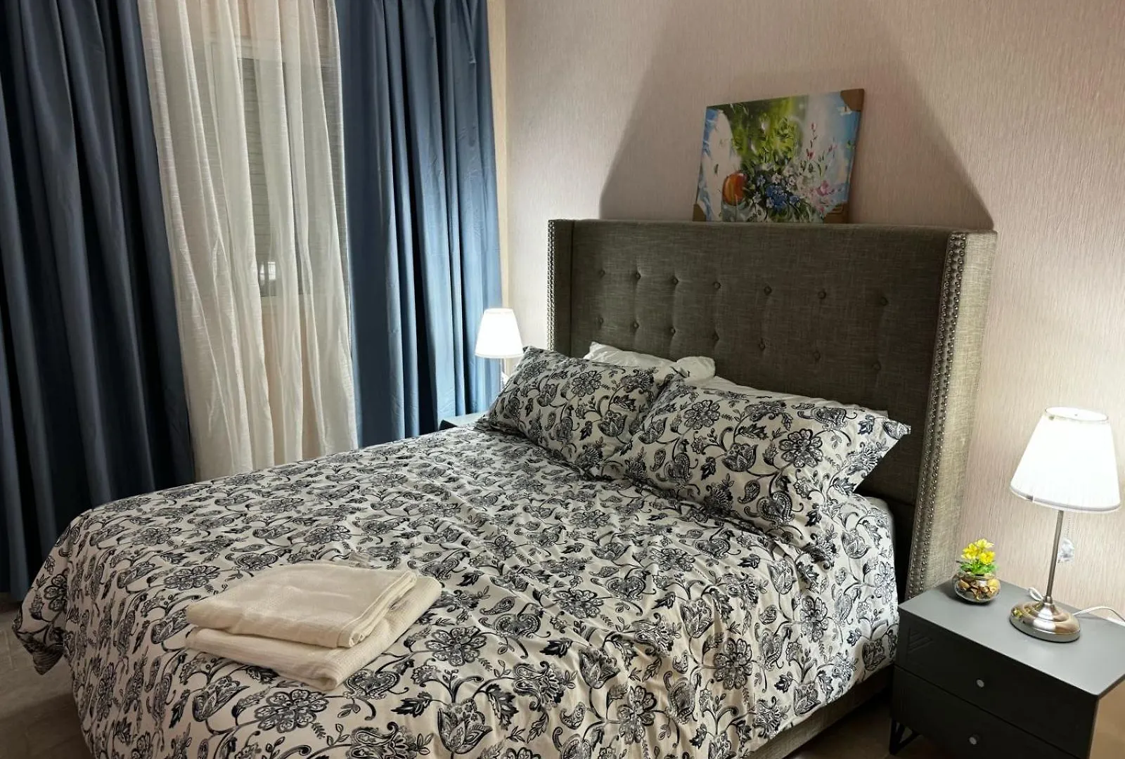 Modern Colonial Wter View Lejlighed Calero